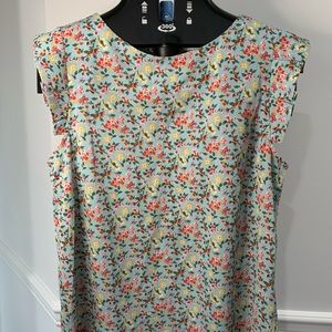 Floral top